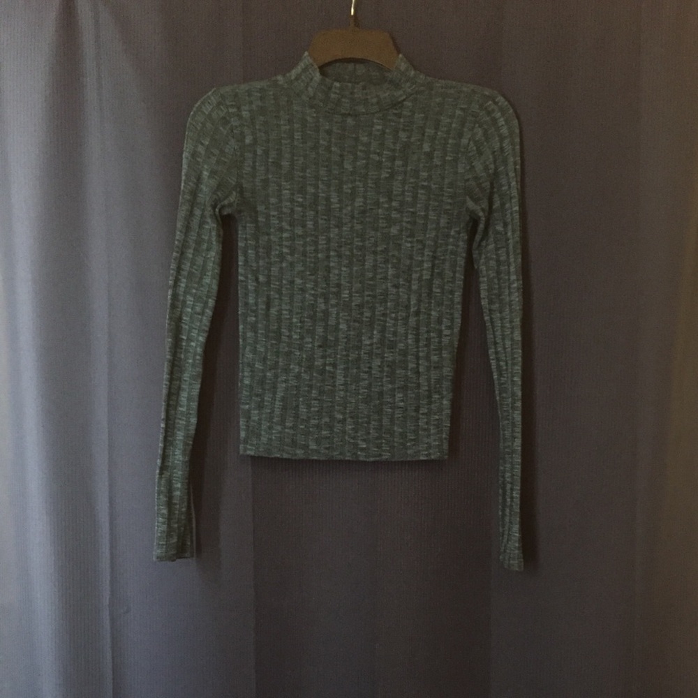 SOLD Make an Offer! Prince&Fox Ribbed Mock Neck